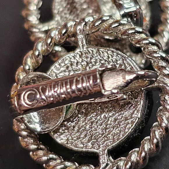 Vtg Sarah Coventry Northern Lights Iridescent Clip On Earrings 3/4" Silver Tone - Picture 4 of 7